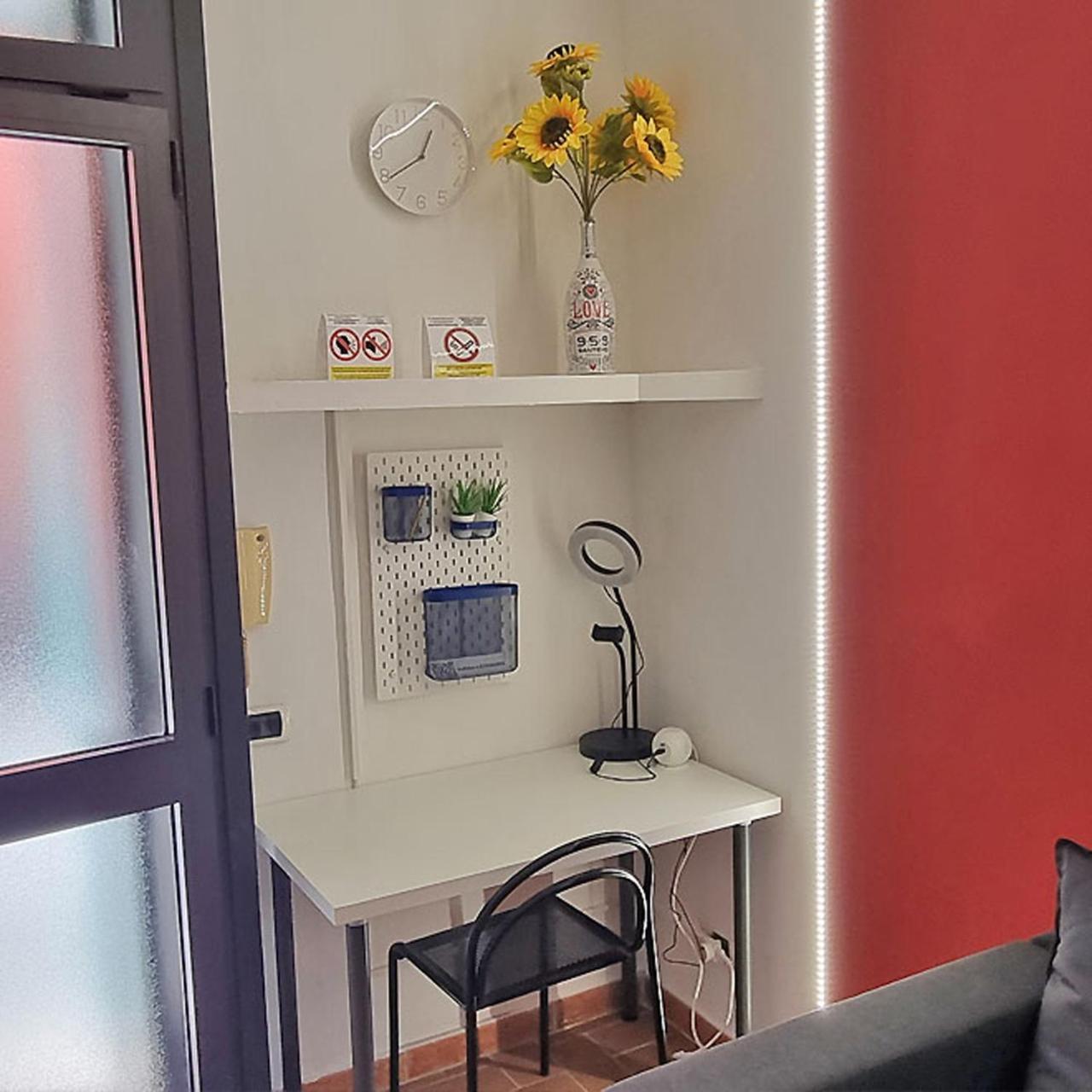 Casa Fortunata Con Parcheggio Livorno Esterno foto